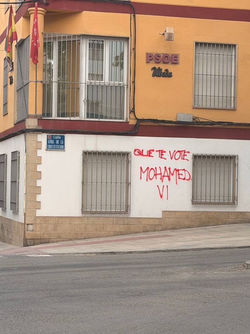 El PSOE de Jaén condena el ataque a su sede de Úbeda y avisa: «No nos van a amedrentar»