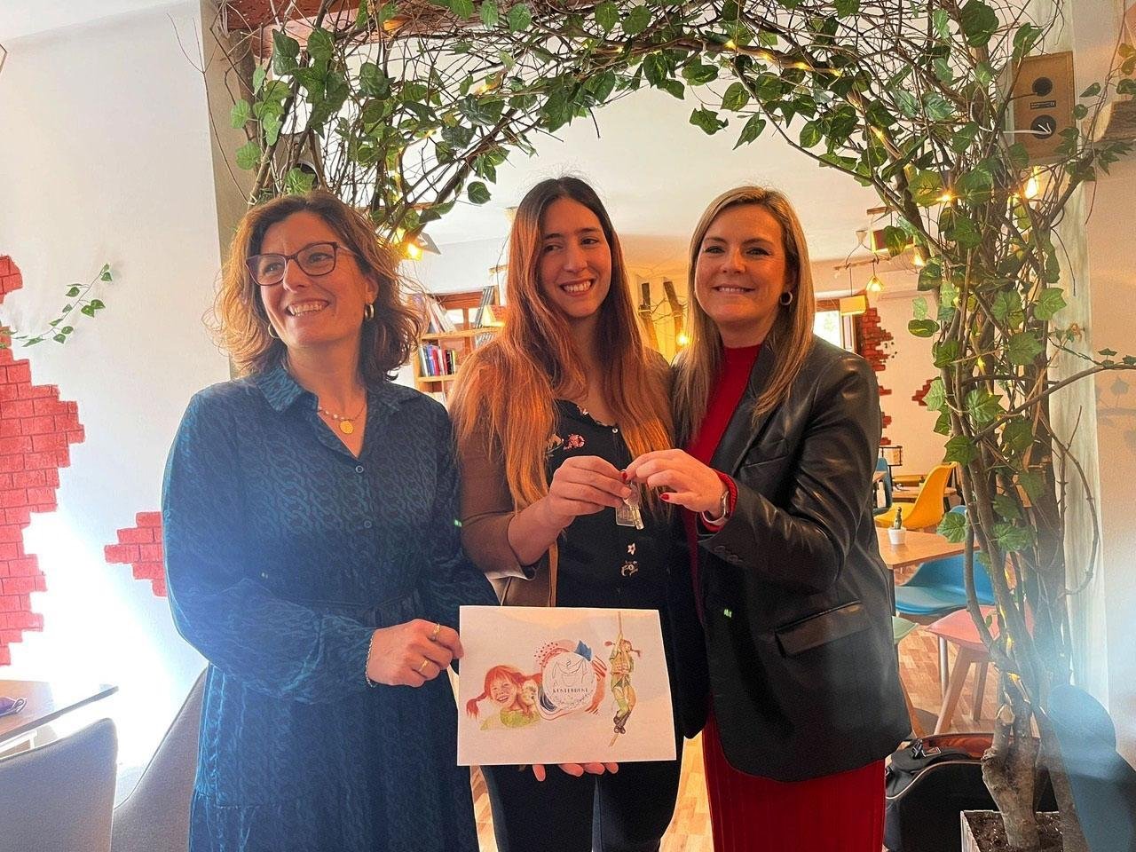 Lola Marín, visita el nuevo espacio de ocio en el Parque 'Leocadio Marín'.//María Márquez.