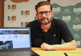 El concejal de Formación y Empleo, Pedro Jesús López González.