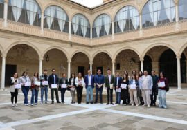 Autoridades y premiados de la primera edición de la Feria de Innovación en FP.