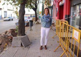 María del Carmen García, en su visita a las obras.