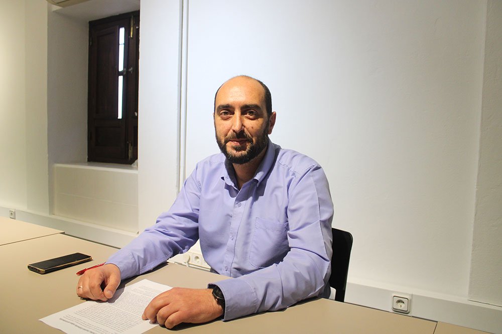 Javier Gámez, tras su intervención.