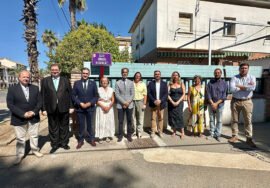 Autoridades en la inauguración de la calle Cronista Diego Orzáez.