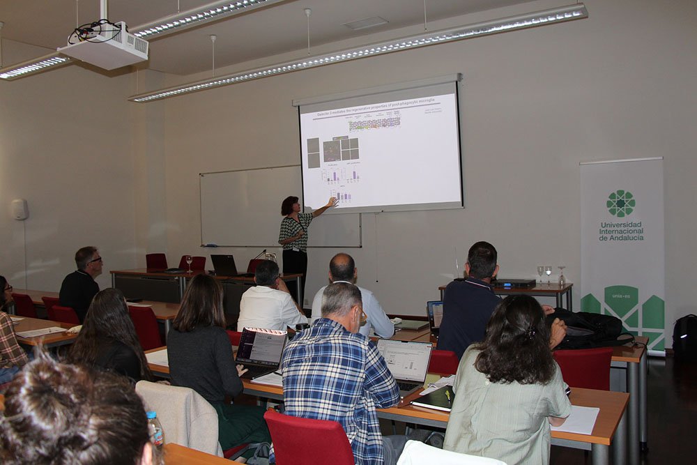 Celebración del encuentro científico internacional sobre microglía