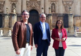 Javier Marín (izq), Juan Ignacio Damas y África Colomo