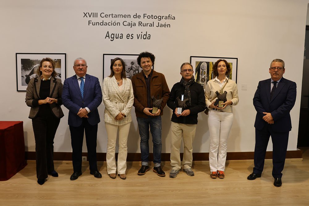 Entrega de premios del XVIII Concurso de Fotografía de la Fundación Caja Rural de Jaén.