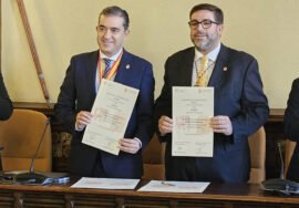 Acto de hermanamiento entre Baeza y Ávila celebrado en Ávila en octubre.