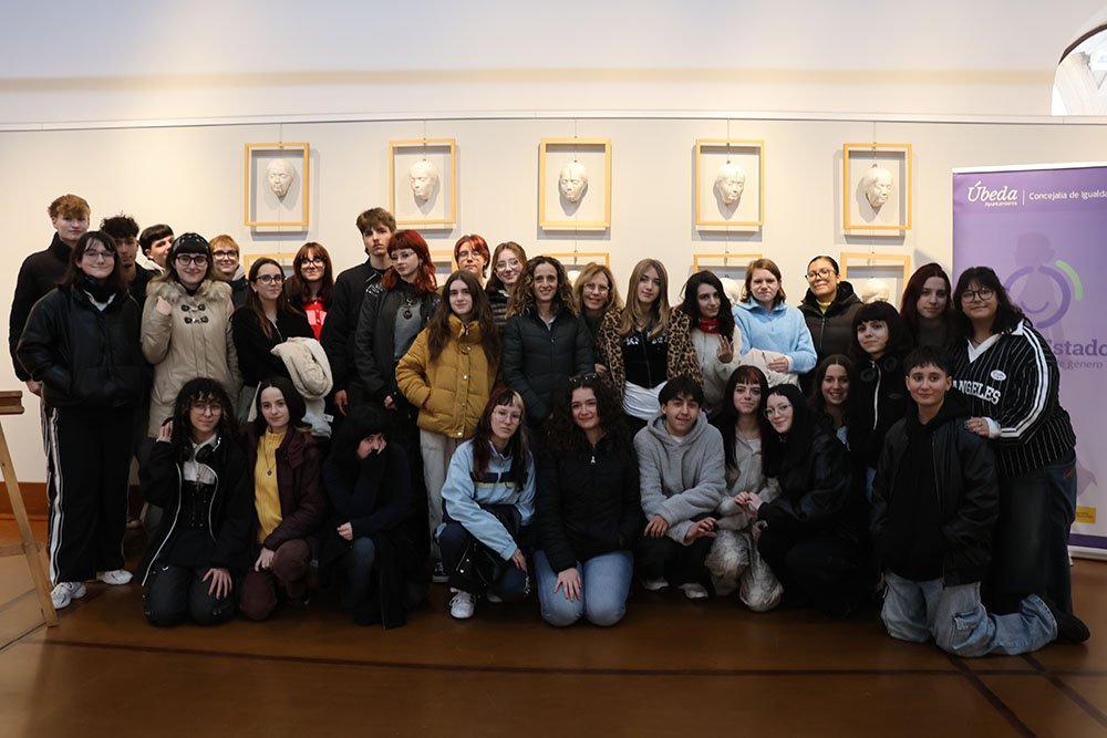 Inauguración de la exposición de los alumnos de Escuela de Arte ‘ Casa de las Torres’.
