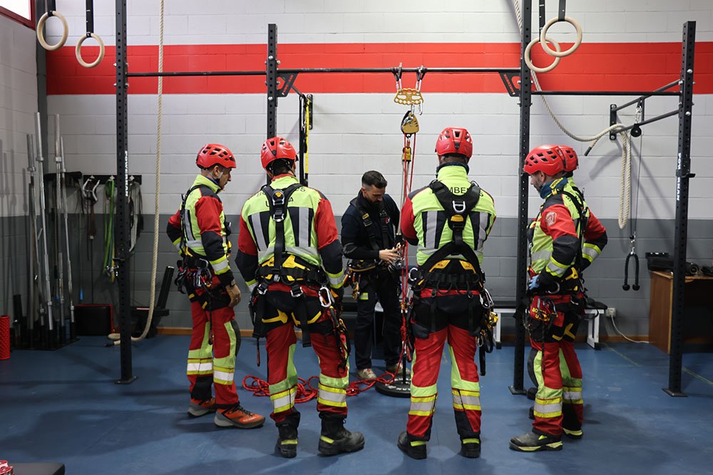 Curso de rescate en altura para Bomberos de Úbeda.