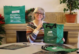 Presentación de la campaña de Navidad en el Mercado de Abastos de Úbeda.