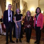 Antonia Olivares, alcaldesa de Úbeda y representante del GCPHE, y a otras autoridades.