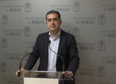 El alcalde de Baeza, Pedro Javier Cabrera, en una imagen de archivo.