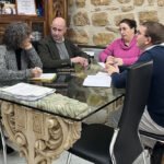 La reunión se ha celebrado en la sede del consistorio ruseño