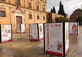 Exposición 'Las huellas de Santa Teresa', en la Plaza Vázquez de Molina, en Úbeda.