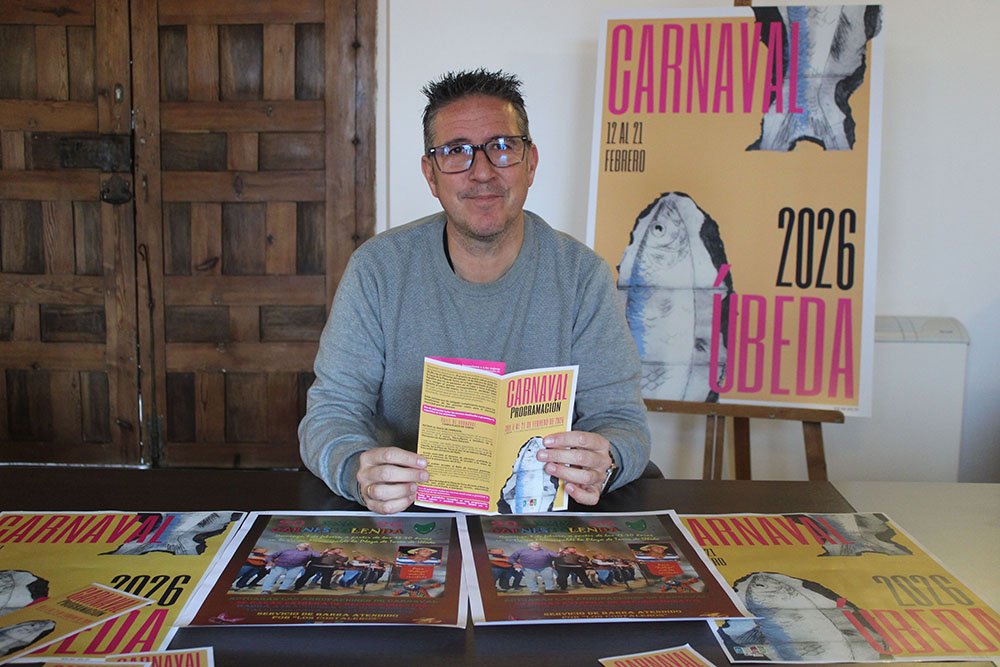 El concejal de Festejos, Jerónimo García, tras la presentación del evento.