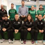 Francisco Javier Lozano, junto a miembros de la dirección del club.