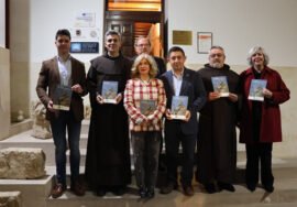 Presentación del libro 'Jaén carmelitano. Por los caminos de san Juan de la Cruz', una obra del padre Óscar Aparicio