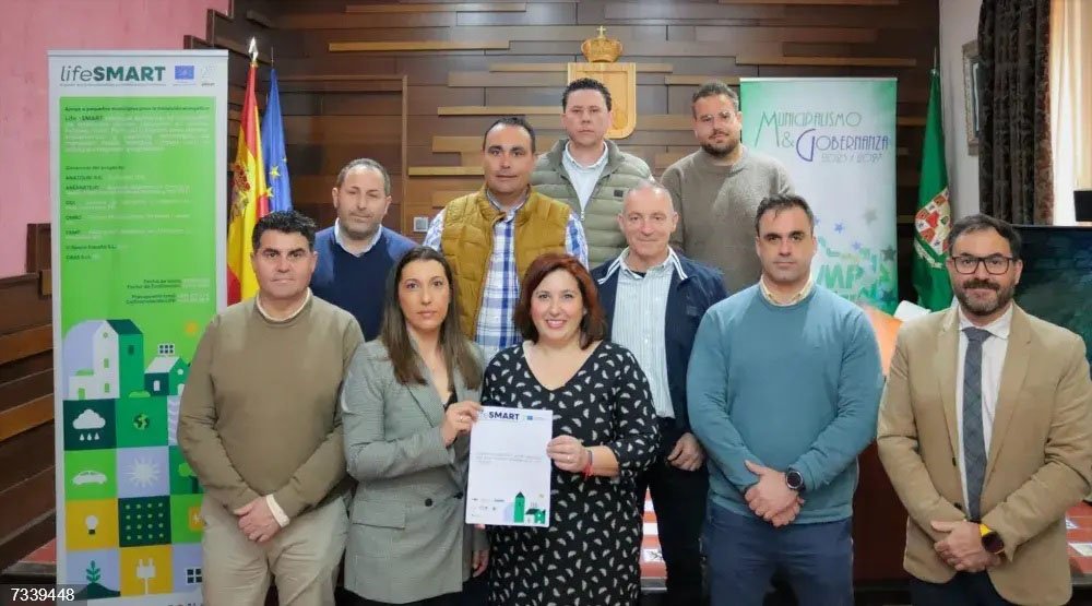 Asistentes a la reunión del proyecto Life-Smart.- FAMP