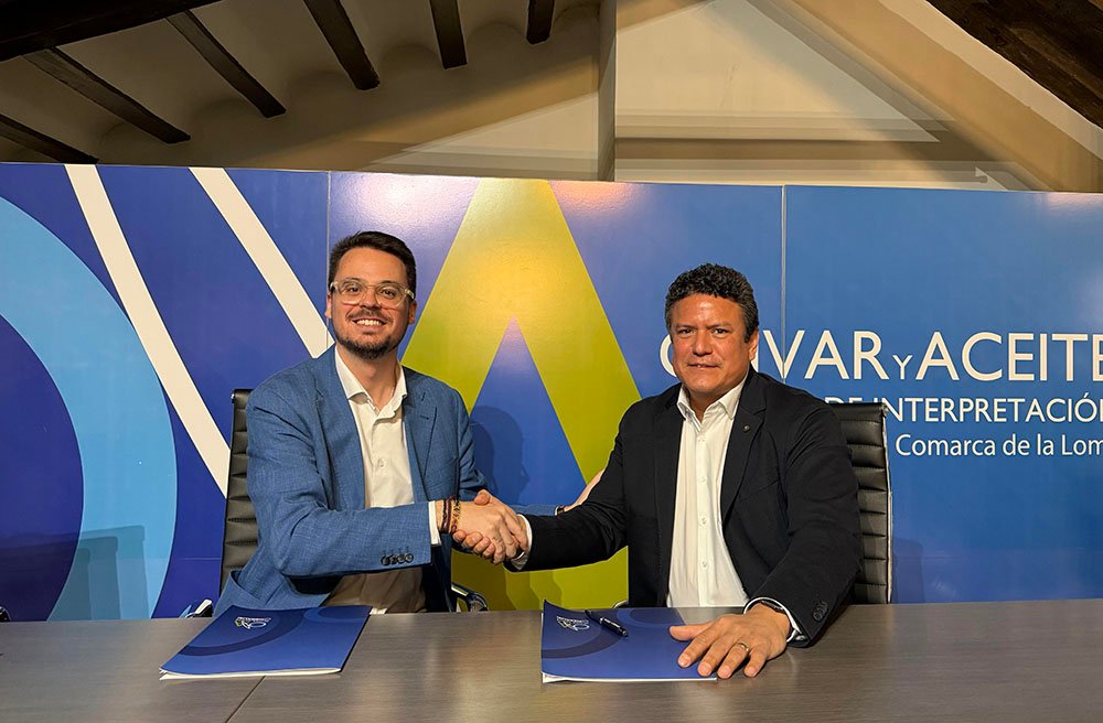 Convenio de colaboración entre Centro Ólivar y Aceite’ y Pieralisi.