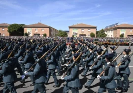 Entrega de diplomas a la 130ª promoción de la Academia de la Guardia Civil en Baeza.