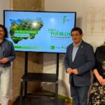 Isabel Uceda, Paco Reyes y Pilar Parra, en la presentación de la Feria de los Pueblos.
