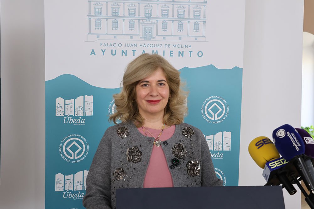 Antonia Olivares durante la presentación del plan.