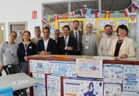 Autoridades visitan la II Feria de Experiencias Educativas.