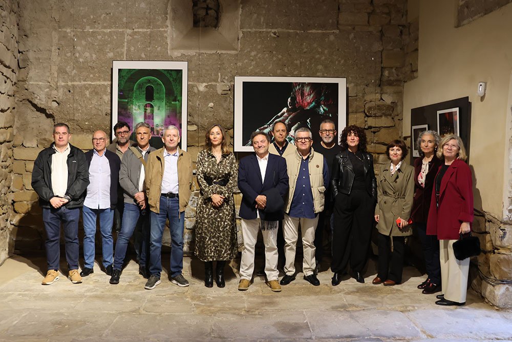 Inauguración de la exposición fotográfica del Festival de Flamencos y Mestizos de Úbeda.