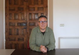 Presentación del pregonero y autor del cartel de Feria de San Miguel 2026.