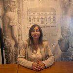 La concejala de Turismo, Elena Rodríguez, tras su intervención.