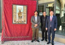 Presentación de la pintura que anunciará la Coronación de la Virgen del Alcázar.