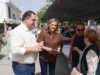 Visita del PSOE al mercadillo de Baeza.