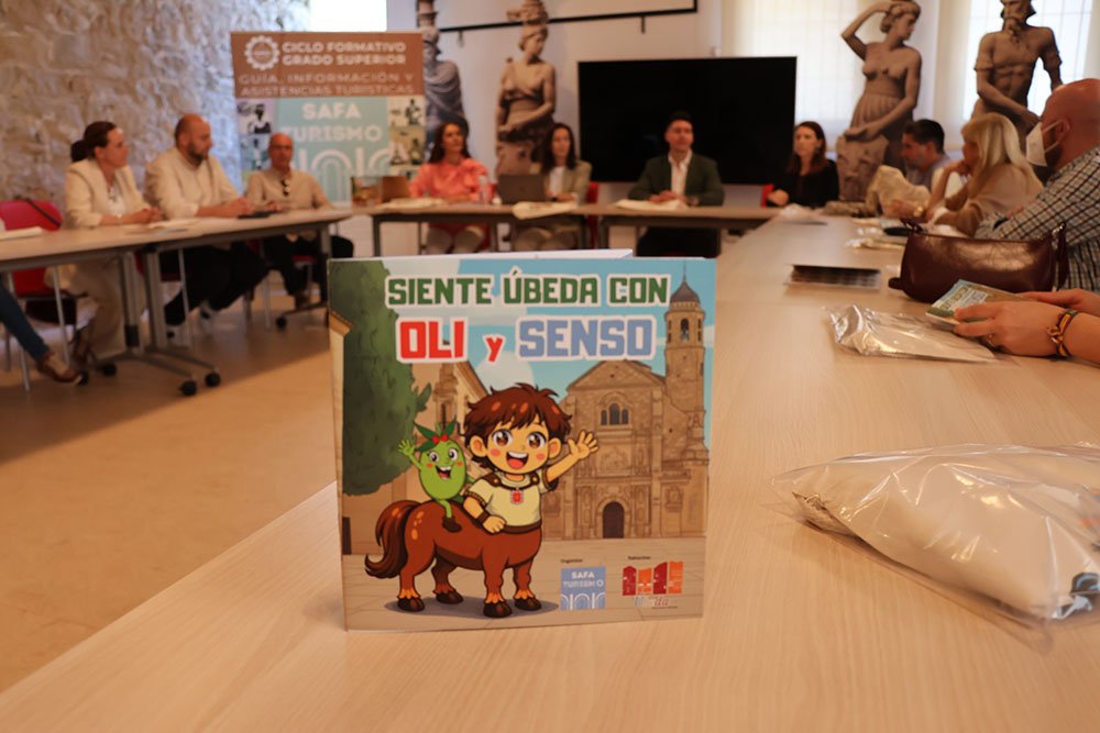 Presentación de la guía infantil sobre el patrimonio de Úbeda.