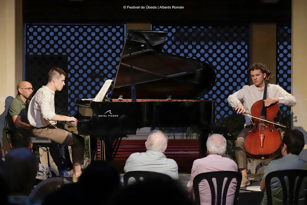 El violonchelo de Jeremías Sanz Ablanedo y el piano de Pablo Prieto Hita 