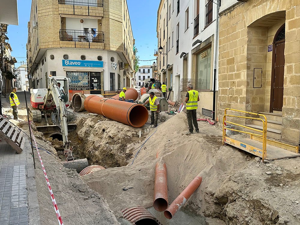 Obras de remodelación de las calles Patrocinio Biedma y Pablo de Olavide.