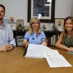 Anuncio de licitación del Mercado de Abastos.