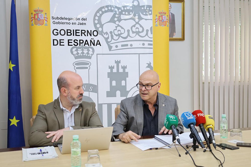 El subdelegado del Gobierno, Manuel Fernández , durante su intervención.