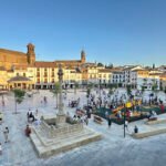 Baeza inaugura la remodelación del Paseo de la Constitución.