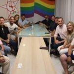 El secretario general del PSOE de Jaén, Juan Latorre, en la reunión con el PSOE de Baeza.