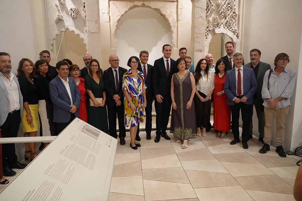 Autoridades presentes en este acto inaugural