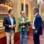 Pedro Cabrera, José Ayala e Ignacio Montoro en el Museo Ciudad de Baeza.