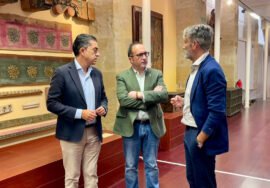 Pedro Cabrera, José Ayala e Ignacio Montoro en el Museo Ciudad de Baeza.