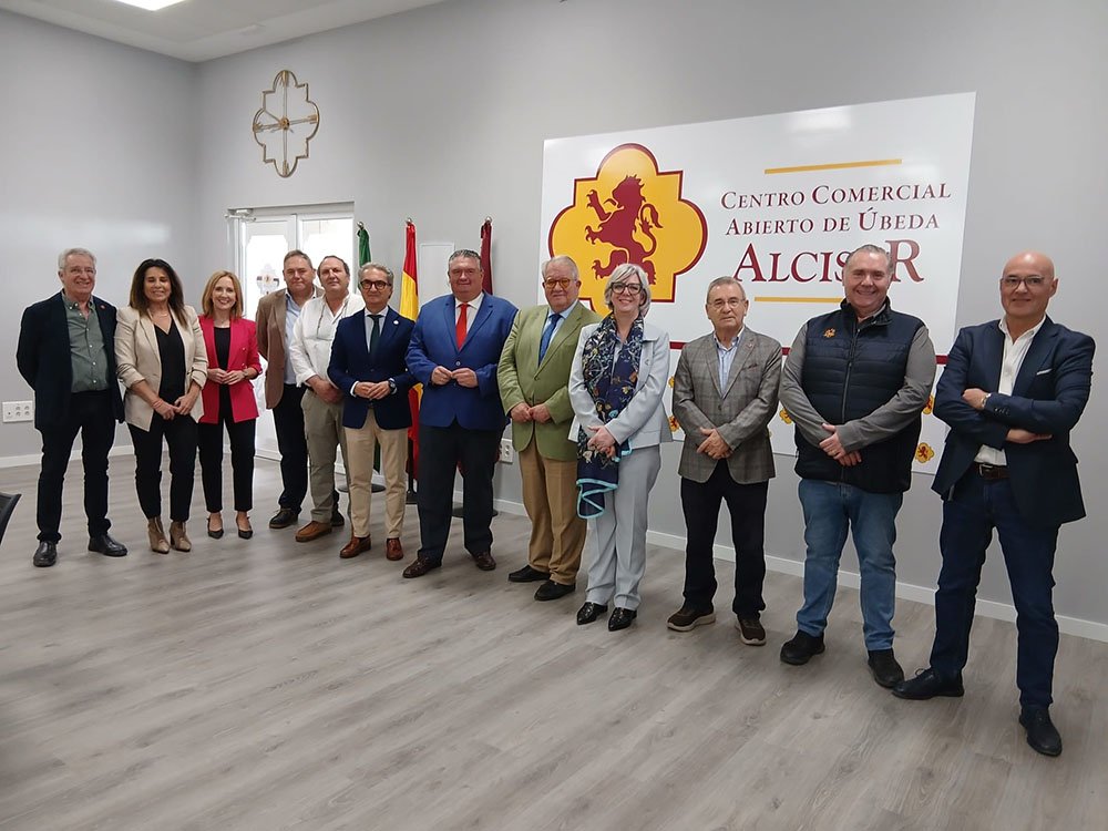 Visita a la sede de la Asociación de Comerciantes e Industriales (Alciser).