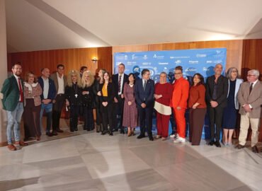 Foto de familia con los premiados en esta edición.