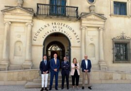 De izquierda a derecha, José M. Gámez, Nicolás Ruiz, Francisco de Asís del Barco, Elena Moreno y Juan Carlos Ruiz.