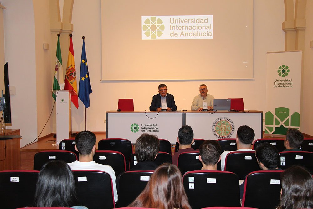 La UNIA inaugura la quinta edición del MAES.