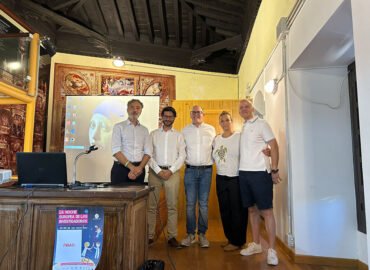 Profesionales del área sanitaria en La Noche Europea de los Investigadores.