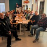 Reunión de la comisión local de inmigración.