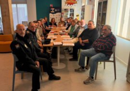 Reunión de la comisión local de inmigración.