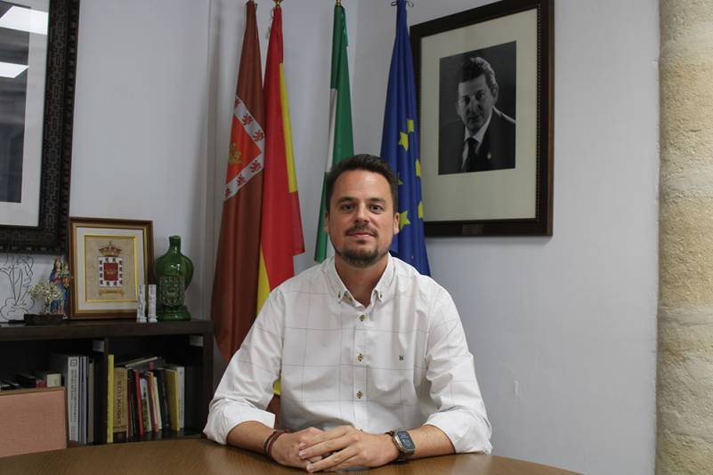 El Ayuntamiento de Úbeda muestra su apoyo al pueblo de Ceuta con diversas acciones